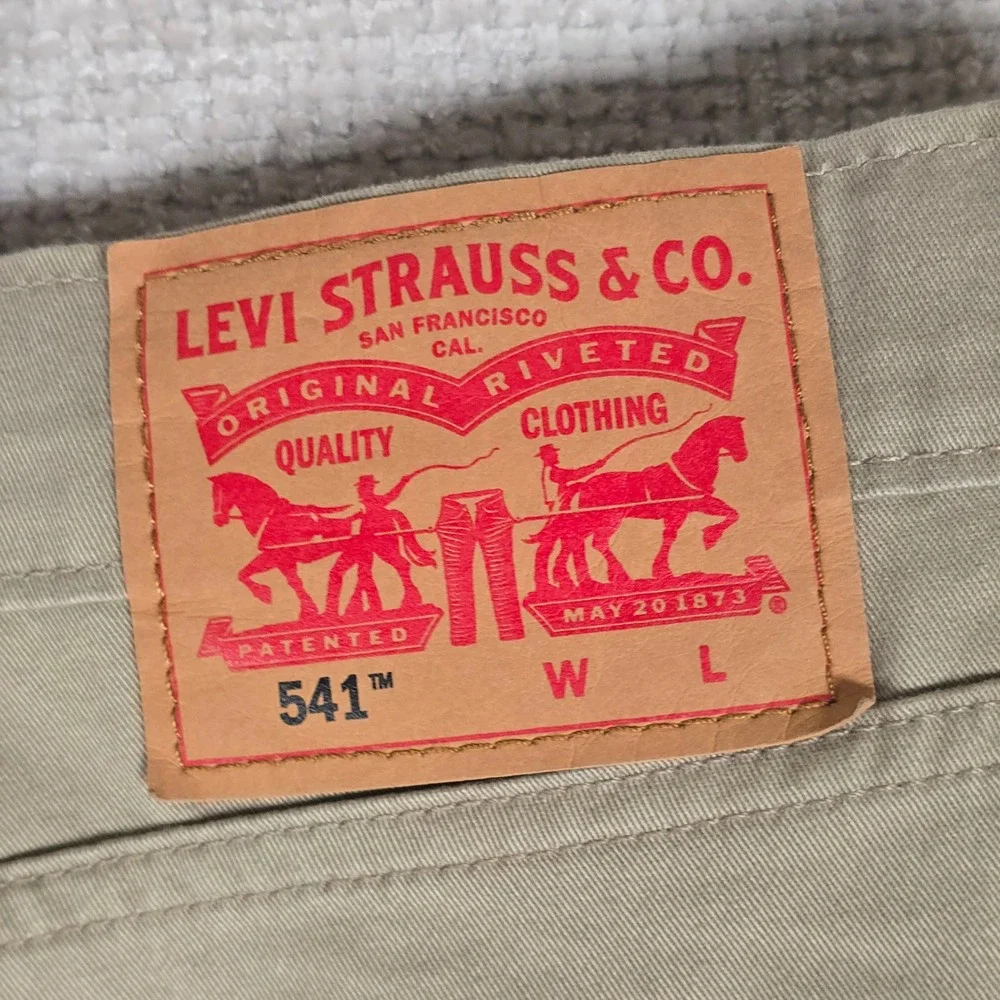 Levis 541 Athletic Taper Pants Mens 50x30 Khaki Tan All Seasons Tech Stretch NEW